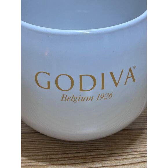 Godiva Belgium 1926 White Stoneware Coffee Tea Cocoa Mug 12-14 OZ. Round - Picture 2 of 8